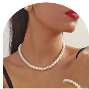 Minimal Single-Strand Pearl Necklace